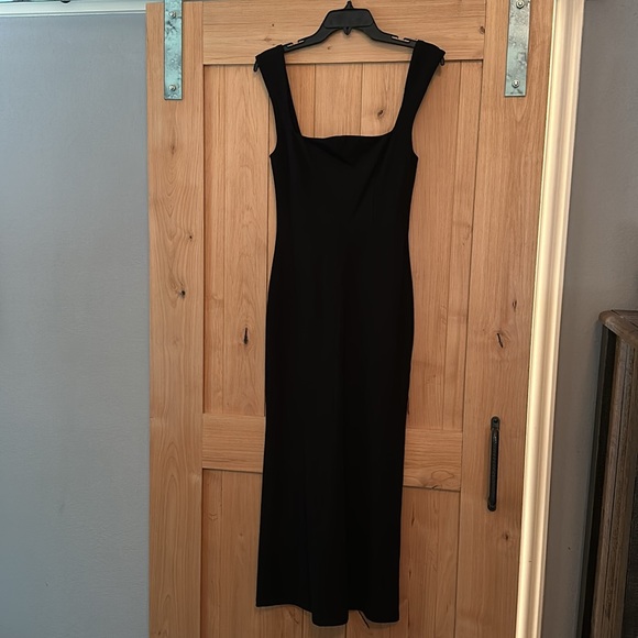 NWT ELLIATT Perri Dress - Elegant Black - Size Medium - Chic & Timeless!" LBD - Picture 7 of 9
